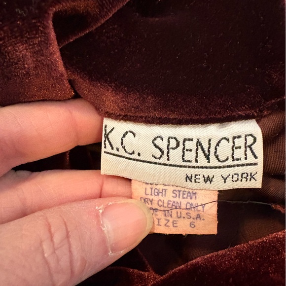 VTG K C Spencer New York Ruby Velvet Long Sleeve Scoop Neck Women’s Dress Size 6 - Picture 3 of 10